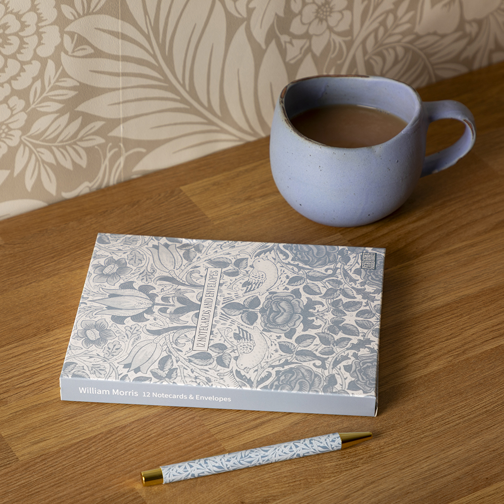 Notecard Wallet - William Morris - Willow & Rose B - Image 3